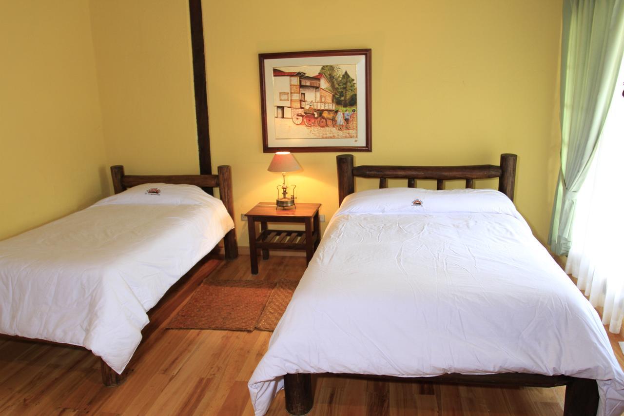 Hacienda Leito Hotel Patate Екстериор снимка